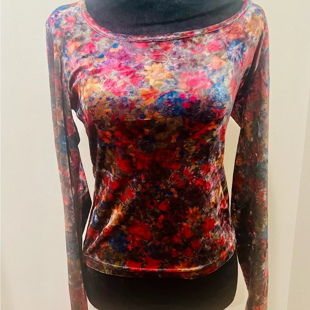 Natural Life Velvet Floral Boho Top Tagged M Fits XS Small - Picture 2 of 9